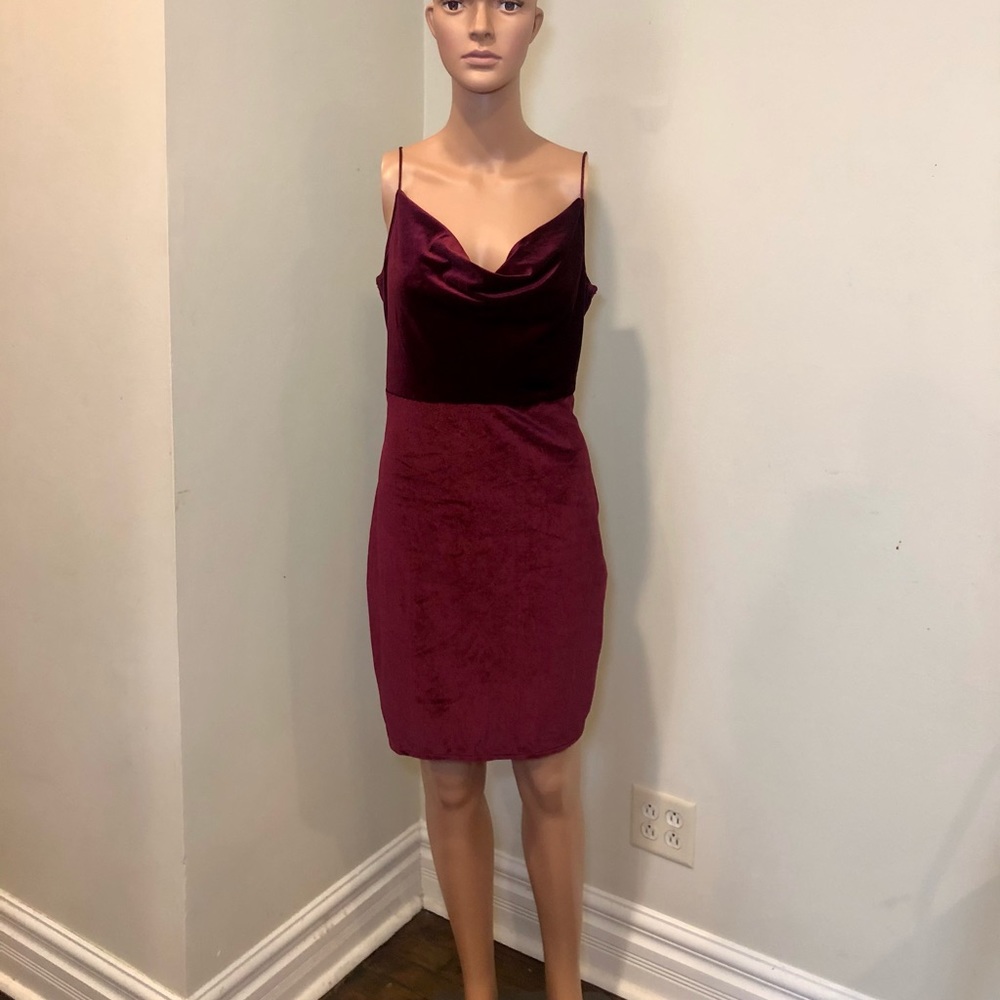 Burgundy velvet mini dress XL